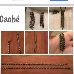 Caché necklace and earrings